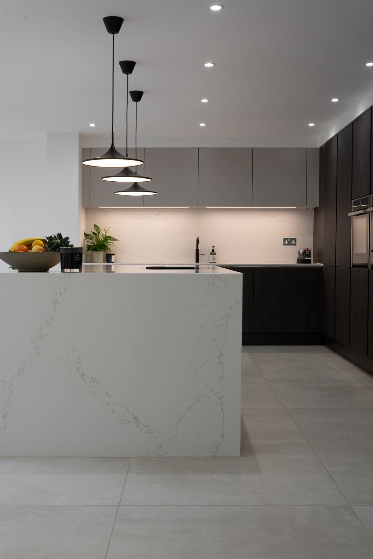 L15 | Square Kitchens, Chesterfield