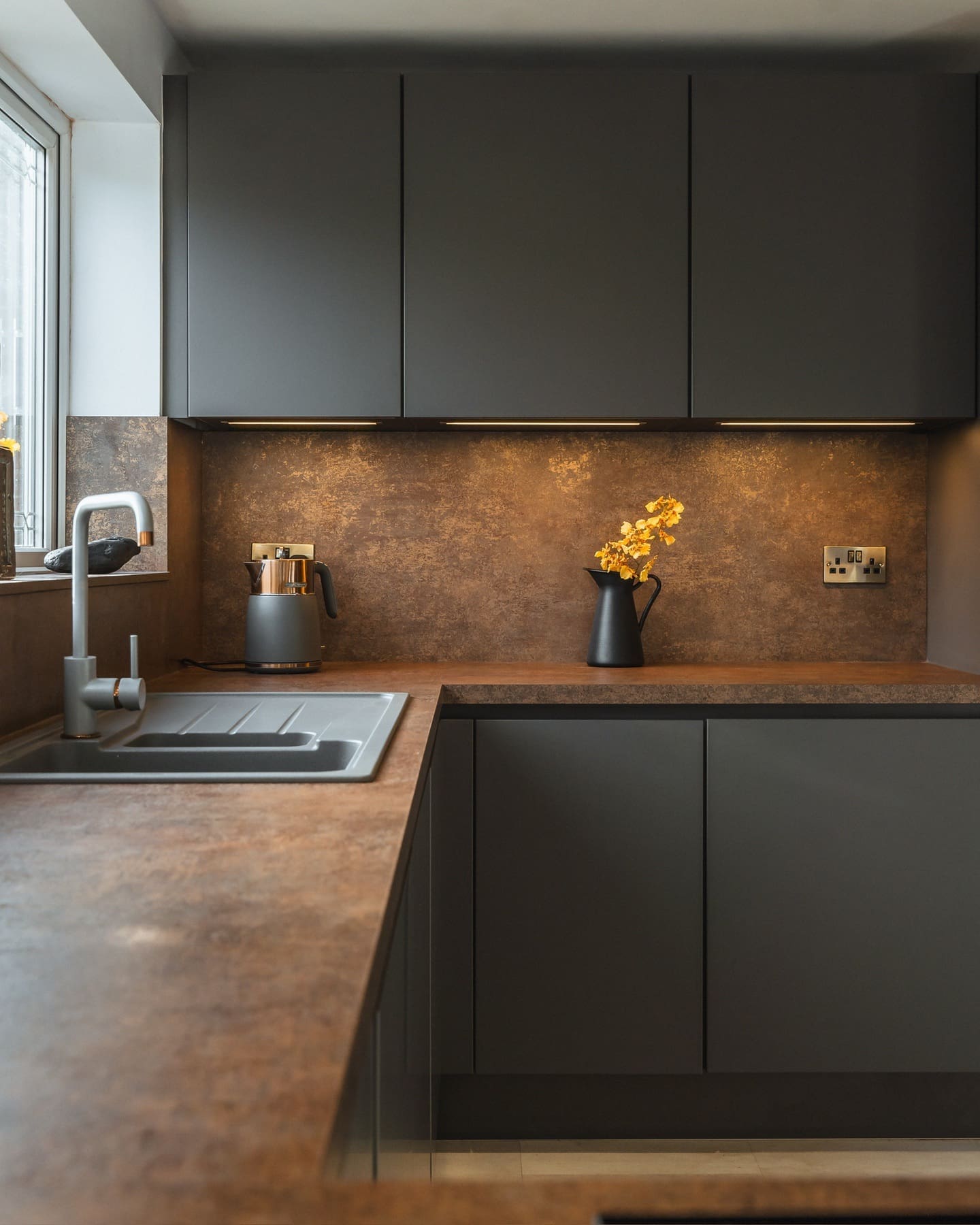B4 | Square Kitchens, Chesterfield