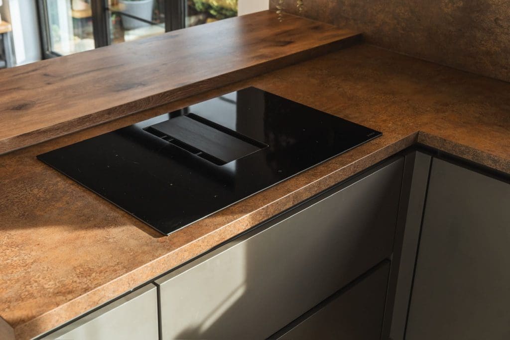 B6 | Square Kitchens, Chesterfield