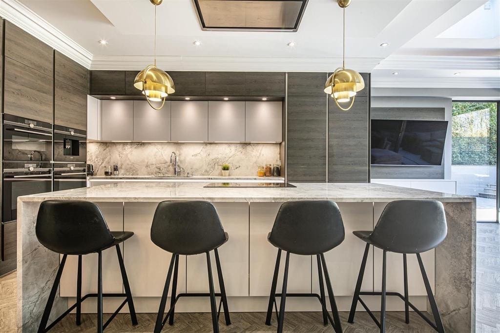 Bk3 | Square Kitchens, Chesterfield
