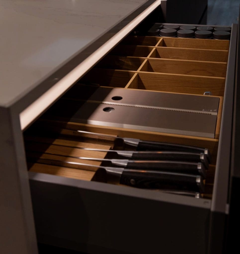 Bk8 | Square Kitchens, Chesterfield