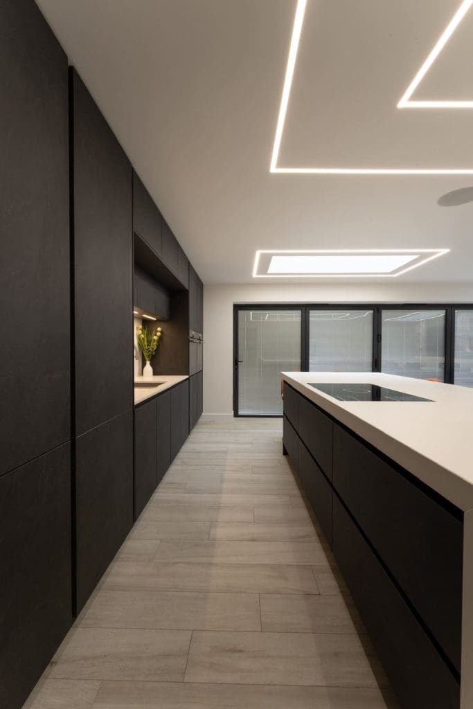 N14 | Square Kitchens, Chesterfield