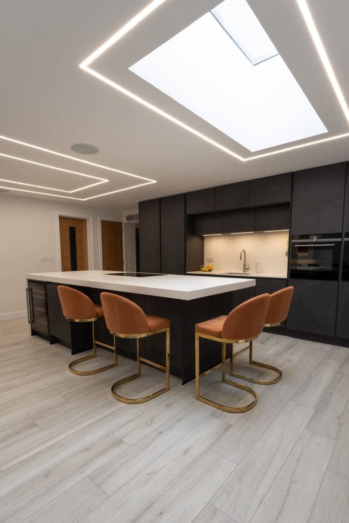 N7 | Square Kitchens, Chesterfield