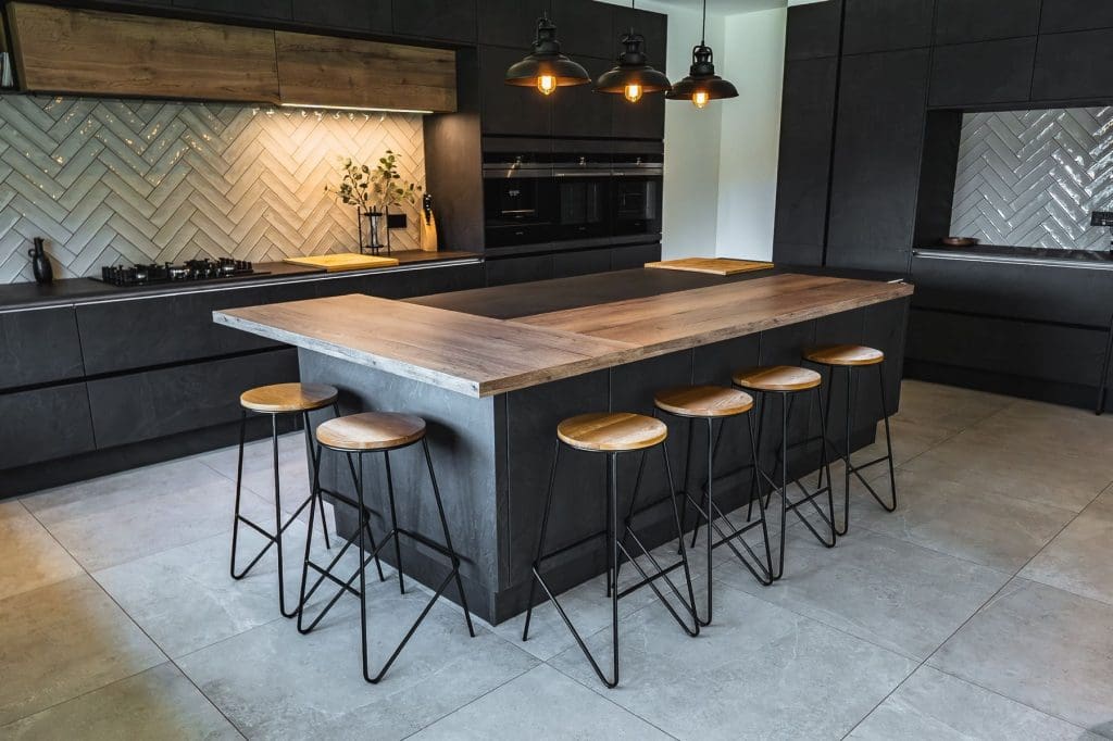 R9 | Square Kitchens, Chesterfield