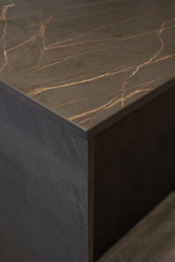 S11 | Square Kitchens, Chesterfield