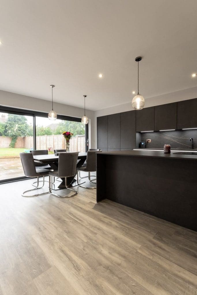 S16 | Square Kitchens, Chesterfield