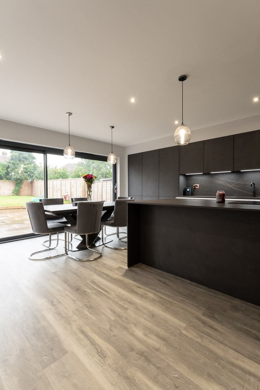 S16 | Square Kitchens, Chesterfield