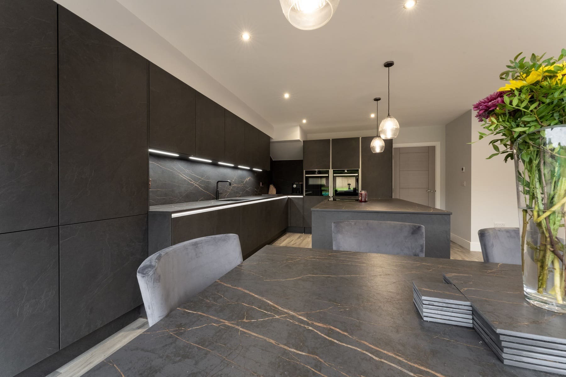 S21 | Square Kitchens, Chesterfield